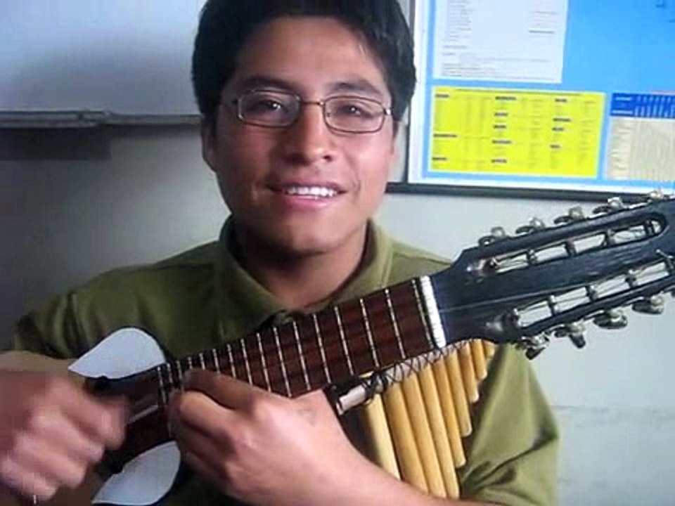 Charango y Zampona, temaPoco a Poco   Perú