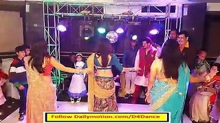 Pakistani Lahori School Girls Dance - Baby Doll - HD