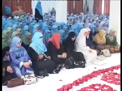 Beautiful Urdu Naat Sharif By Pakistani Girl - Must Listen