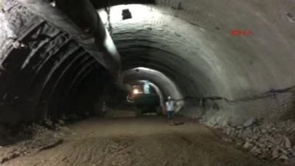 Amasya Bimer'e 'Tünel İçin Kazılan Dağın Altında Hazine Var' Şikayeti