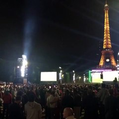 Mouvement de foule dans la fan zone de Paris (Euro 2016)