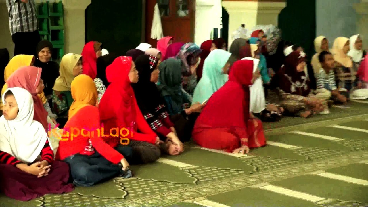 Aa Gym 'KW' Berbagi Ke Yatim dan Janda Tua di Bulan Ramadan