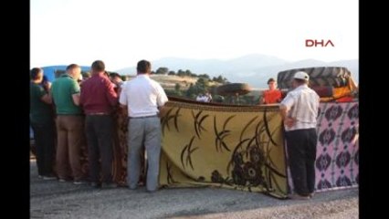 Isparta Eğirdir Kazayı Duyan Koştu, Olay Yerinde Araç Kuyruğu Oluştu