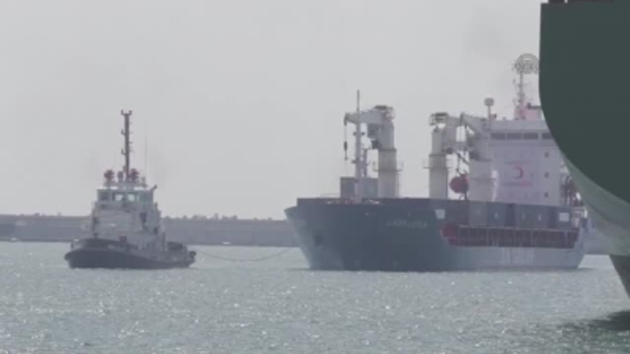 İyilik Gemisi" Aşdod Limanı'nda