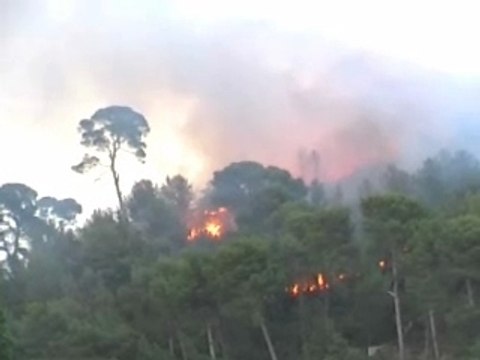 Le feux à la Pomme à Marseille (13011)