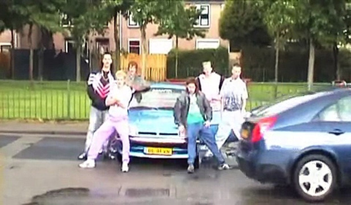 New Kids on the Block - Seizoen 1 (Aflevering 5)