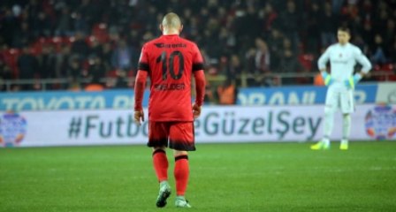 Sneijder'in Menajeri: Bu Cezayı Kabul Etmiyoruz
