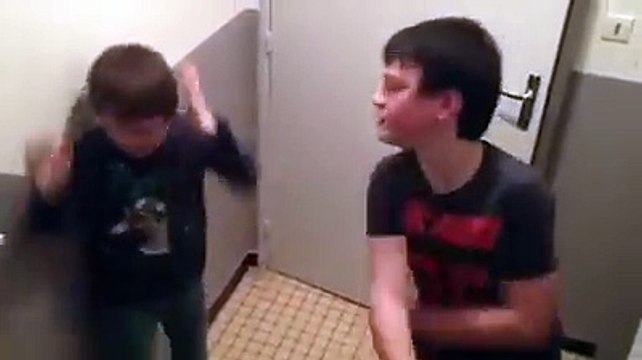 Rire avec ces enfants!!! Laughing with the children !!!