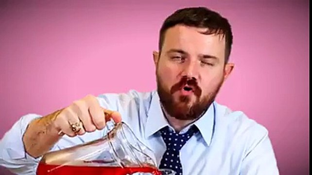 When Gora Decided to Taste Ramzan Drink Rooh Afza, See What Happened ??