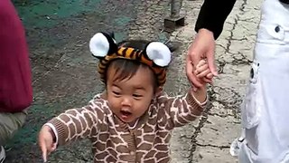 Sofie at Ueno Zoo - part 1