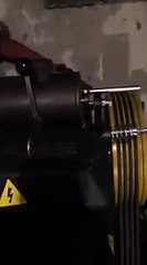 akış elevator geared machine. Note the coin
