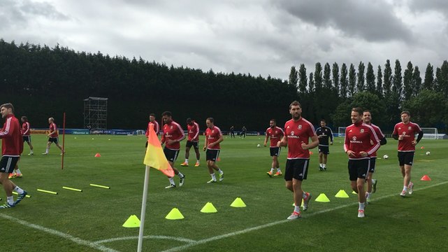 Avant leur demi-finale, les Gallois à l'entraînement