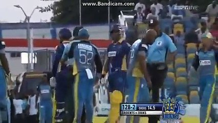 Intense Fight Between Shoaib Malik and Tino Best