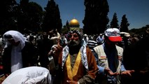 Muslims's flock to jerusalem's AL-Aqsa mosque for final Ramadan prayers