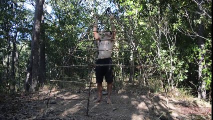 Grass Hut Built on a Ridge 🏡