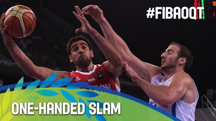 Kazemi's one-handed dunk on Bourousis