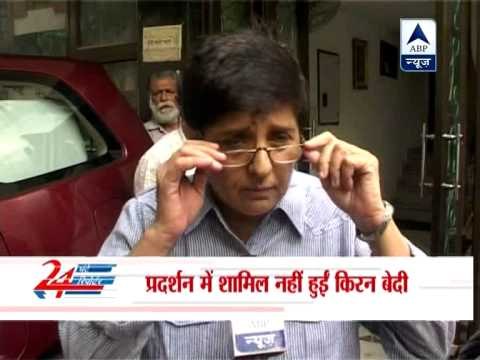 Anna 'unaware' of Kejriwal's 'jail bharo' protest, Kiran Bedi distances herself