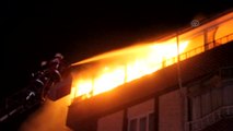 Apartmanın Çatı Katındaki Yangın Korkuttu