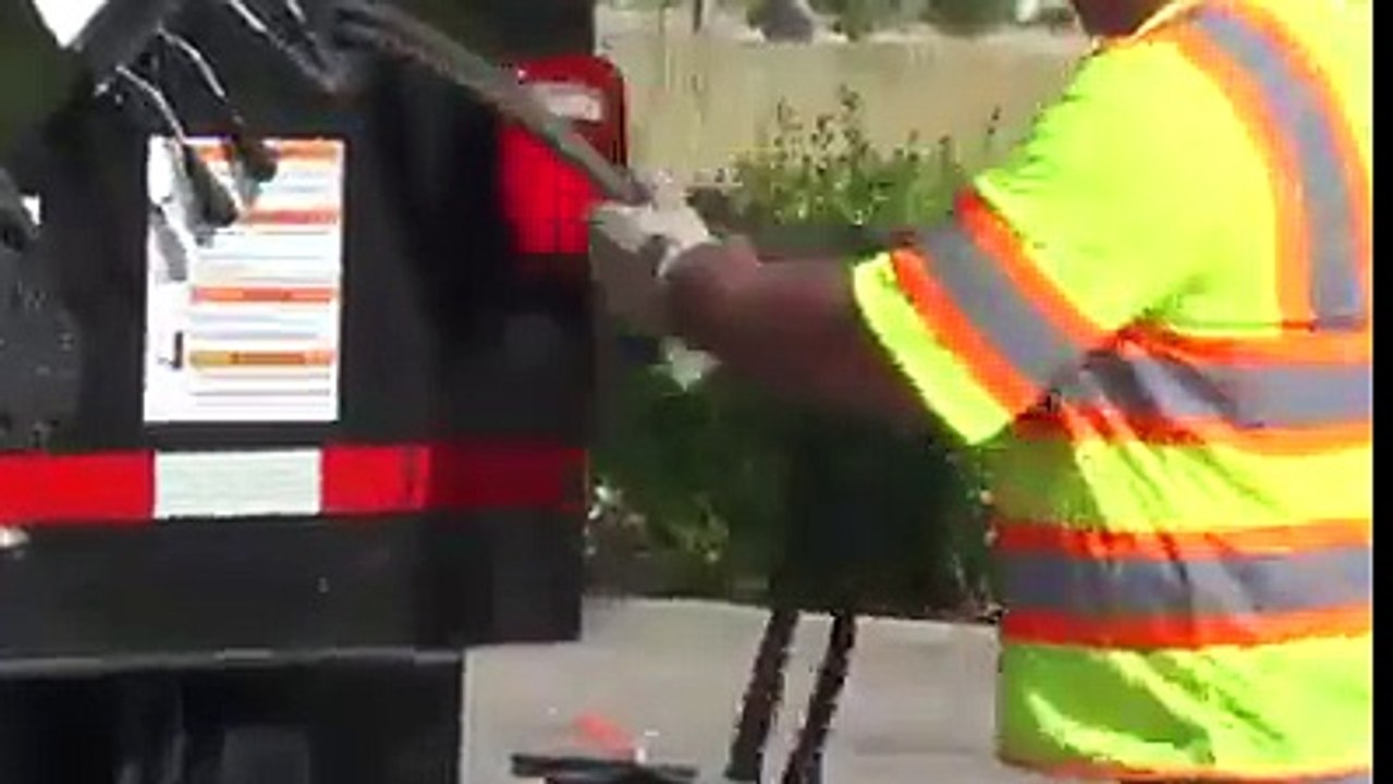 road makers latest form of making roads