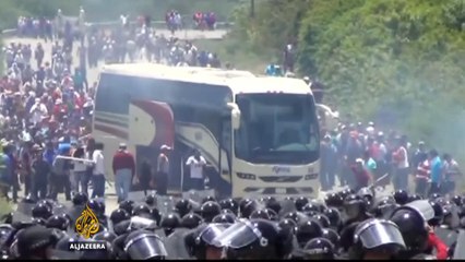 Mexico protests: Teachers vow to fight reforms