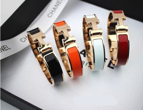 Hermes Clic H Narrow Enamel Bracelet GM-Details (Bracelet Internal printing Logo）