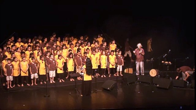 Waro dann kér marmay-Po mwin Maloya