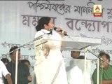 Mamata opposes FDI, slams centre