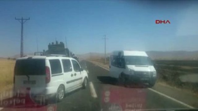 Mardin Yola Tuzaklanan Bombanın Patlama Anı Kameralara Yansıdı