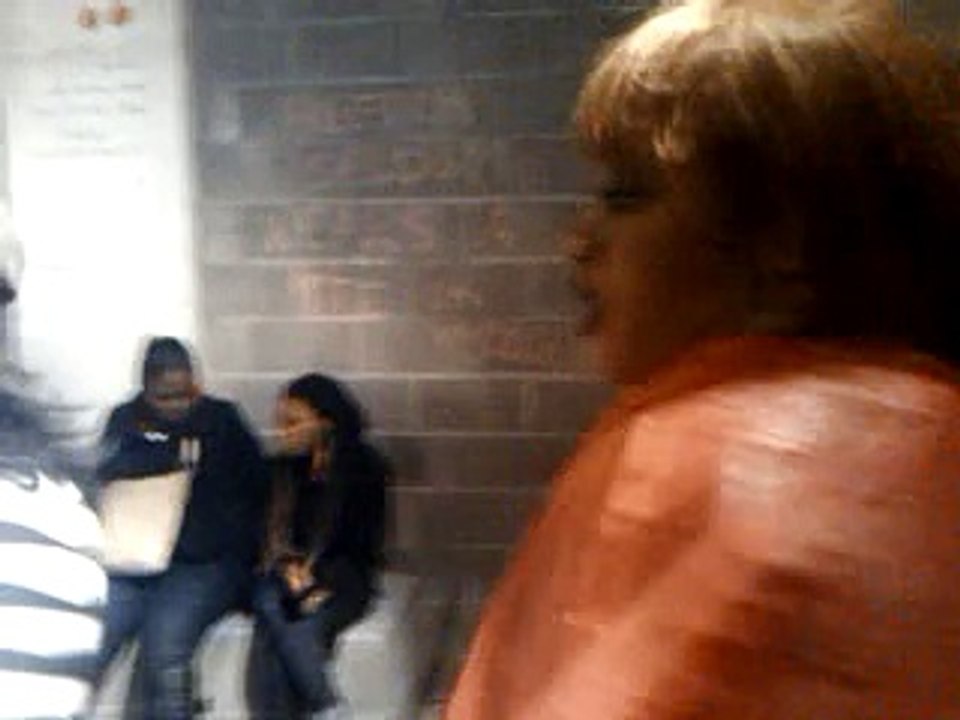 Garde à Vue des Congolaises - Manifestations Bana Congo Bruxelles 17 décembre 2011 (1)