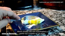 Ele coloca os ovos no forno, e depois… UAU! Quem me dera saber disto mais cedo!