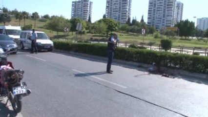 İki Grup Arasında Bıçaklı Kavga: 1 Ölü, 2 Yaralı