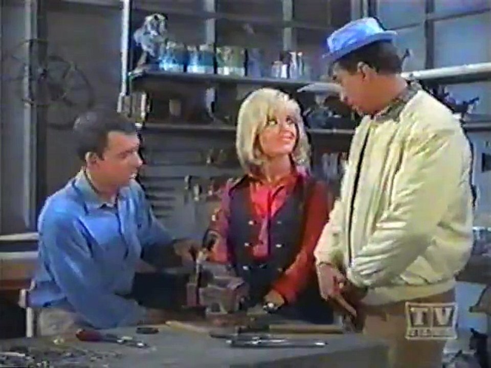 Mayberry RFD - S02E02 - Saving Morelli's