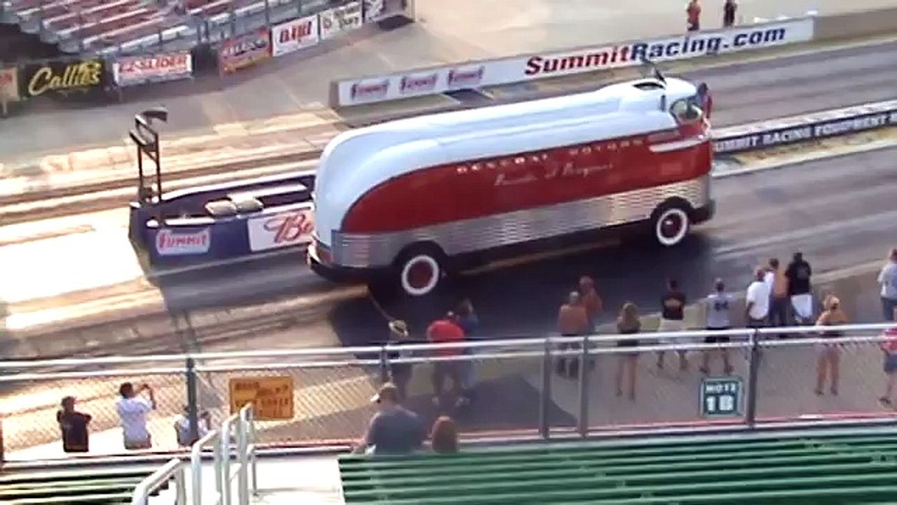 GM futurliner#10 at Norwalk Ohio 2011