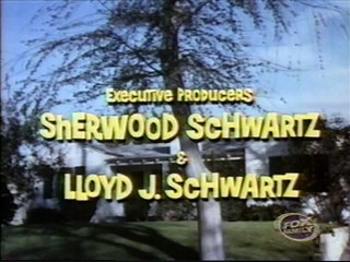 The Brady Brides @ Episode 04 The Newlywed Game