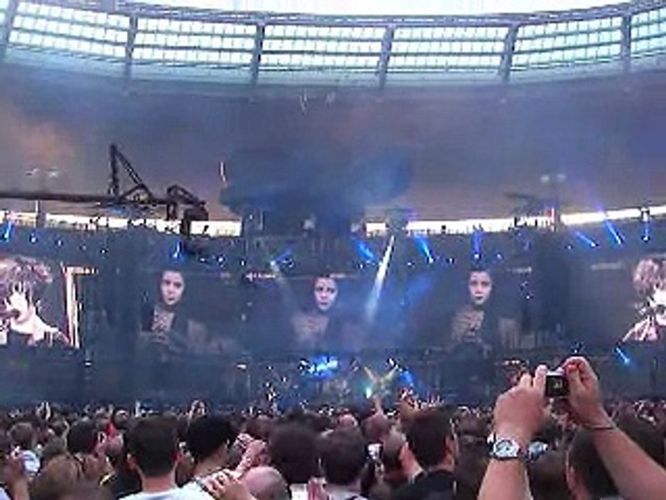 Little Dolls - Concert Indochine SDF Stade de France Saint Denis Paris 26 juin 2010 - Meteor Tour