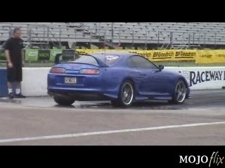 Supra-VS-Skyline r33