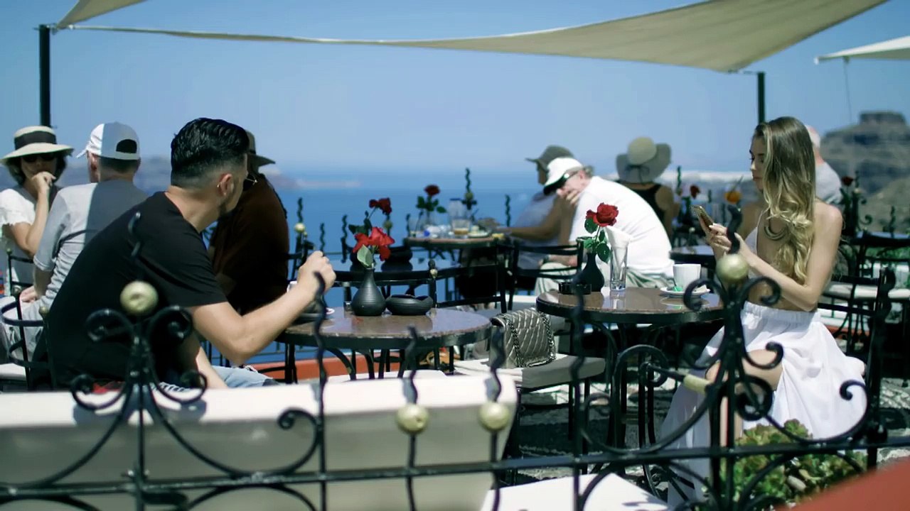 turn me on-dj polique feat. mohombi