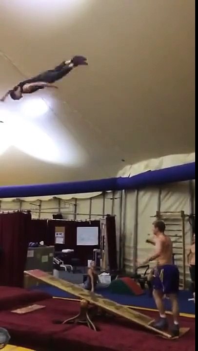 Kamal ki jumping hai in ki ap dekh kar heran reh jayen ge