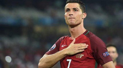 How Ronaldo Told Moutinho He Was Taking A Penalty Against Poland