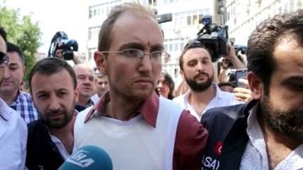 Atalay Filiz Şakası Karakolluk Etti