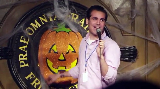 Comedian Roasts Heckler