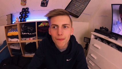 CE QUE PENSENT LES GENS DANS LE TRAIN !