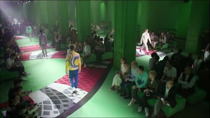 Gucci Spring Summer 2017 Fashion Show