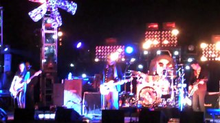 Smashing Pumpkins - Stand Inside Your Love (HD) live - 9/25/10 - Kansas City