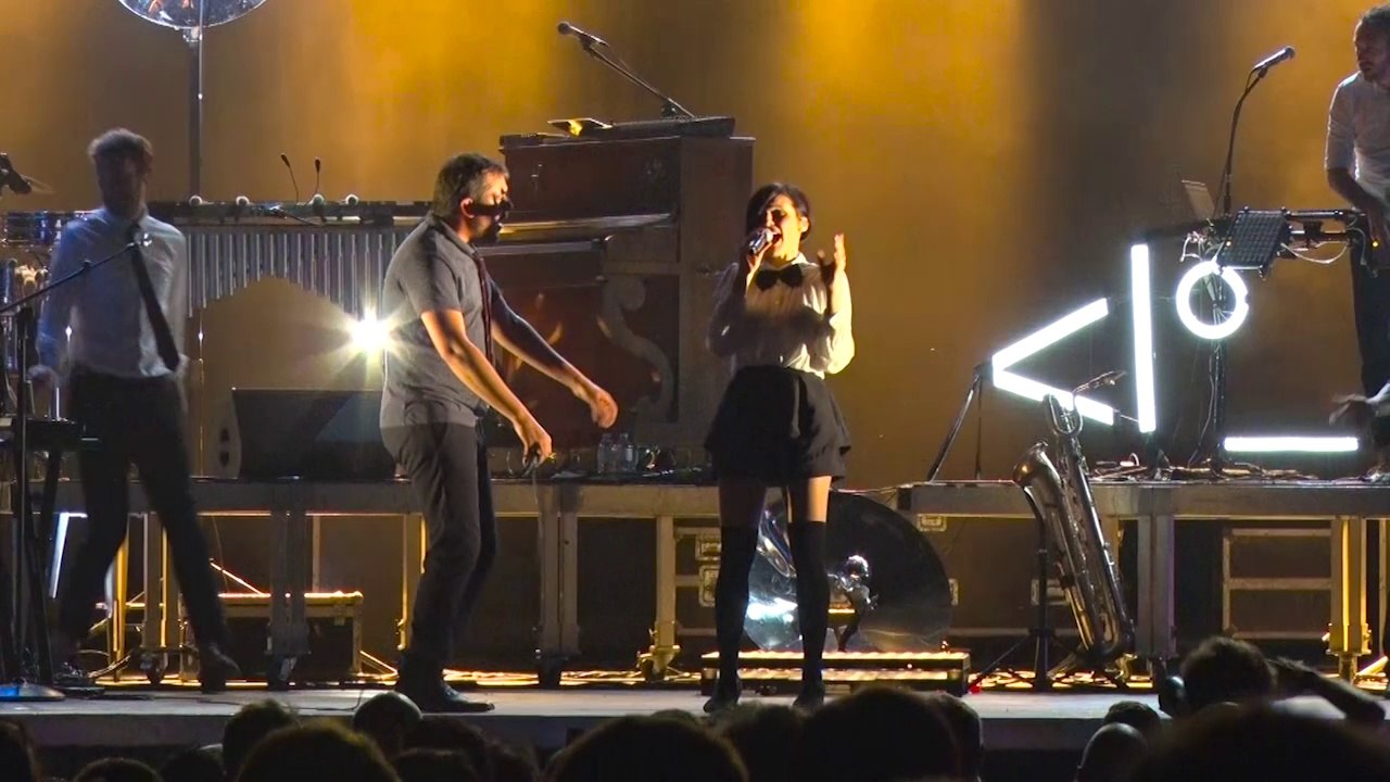 Faada Freddy et Caravan Palace ont fait vibrer le public du jardin des Plantes !