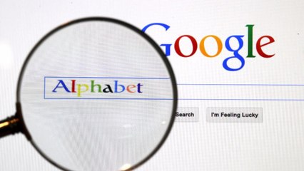 How to erase your awkward Google searches from Google's memory