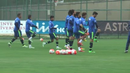 Fenerbahçe, Romanyanın Csms Laşi Takımıyla Antrenman Maçı Yaptı