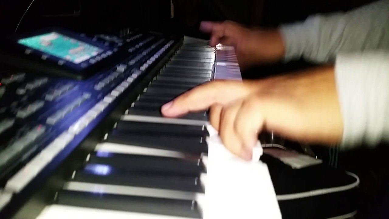 Saša Jelić - Hej evo me - LIVE