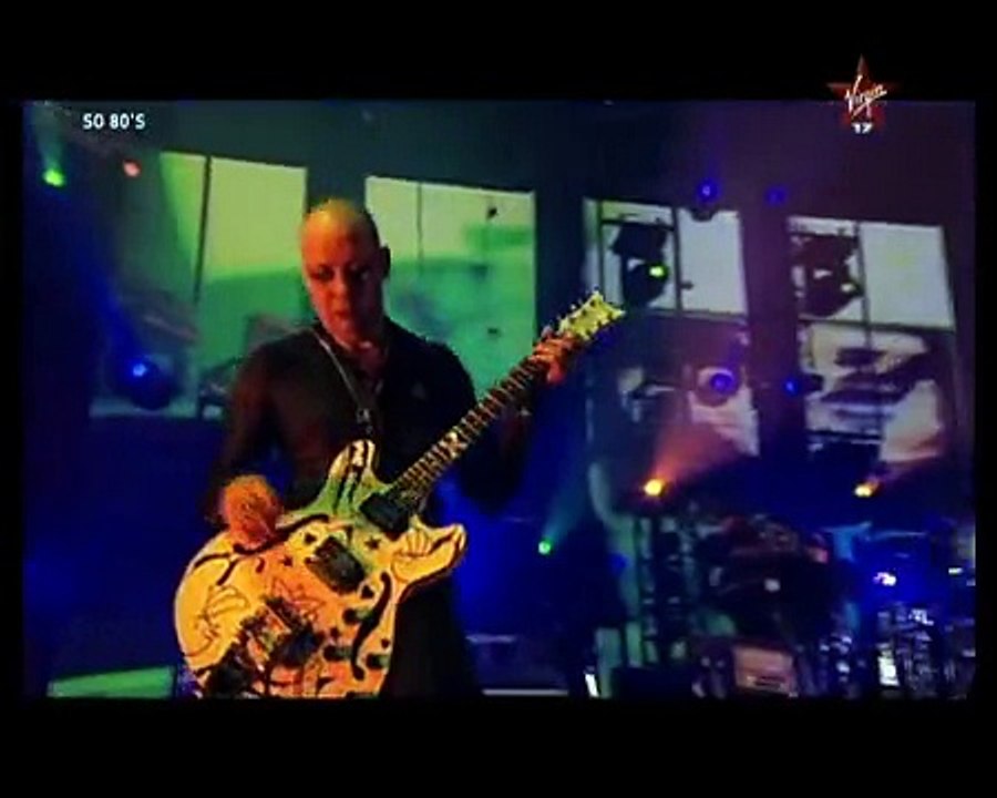The Cure 23.Wrong Number Live Bercy 2008.flv