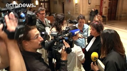 France jails seven men for recruiting and training for ISIL